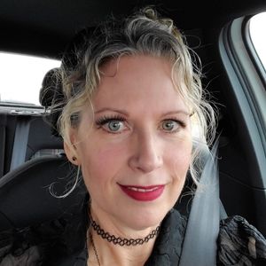 Meet your Posher, Ingrid